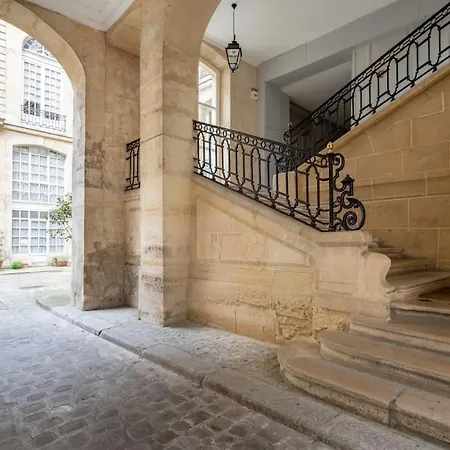 Halles - Luxury In The Heart Of 公寓 *
